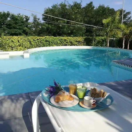 Le Vele فندق مبيت وإفطار 4*